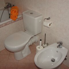 Prague Hostel Na Smetance Прага ванная