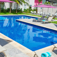 Отель City Express Playa del Carmen бассейн фото 2