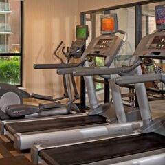 Отель Courtyard by Marriott Washington Capitol Hill/Navy Yard фитнесс-зал фото 3