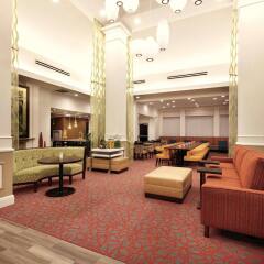 Отель Hilton Garden Inn Akron Canton Airport интерьер отеля фото 2