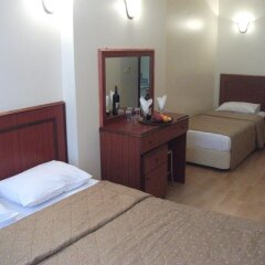 Emos Hotel комната для гостей