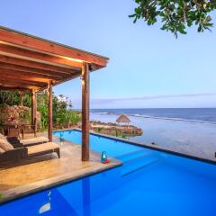 Отель Savasi Island Resort Савусаву бассейн