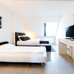 Отель iQ130 Guesthouse детские мероприятия фото 2