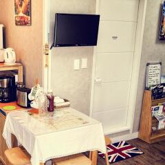Отель Br. Guesthouse Hongdae Южная Корея, Сеул - отзывы, цены и фото номеров - забронировать отель Br. Guesthouse Hongdae онлайн питание фото 2