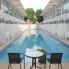 Отель Pool Villa Donmueang Бангкок бассейн фото 2