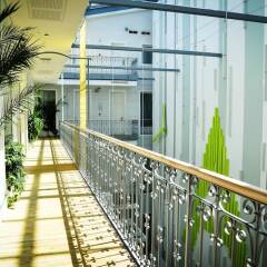 Отель Atrium Fashion Hotel Венгрия, Будапешт - 4 отзыва об отеле, цены и фото номеров - забронировать отель Atrium Fashion Hotel онлайн балкон