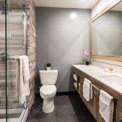 Отель Canoga Hotel США, Лос-Анджелес - отзывы, цены и фото номеров - забронировать отель Canoga Hotel онлайн ванная