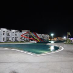 Отель Eagles Family Resort парковка