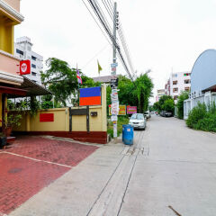 Отель NIDA Rooms Min Buri 6 Floating Market