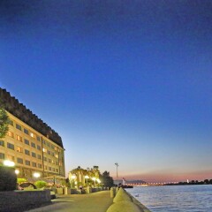 Отель Hilton Vienna Danube Waterfront пляж фото 2