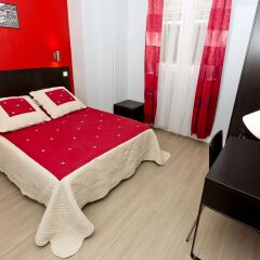 Отель Hipotel Paris Belleville Pyrenees Париж комната для гостей фото 2