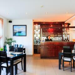 Paragon Villa Hotel гостиничный бар