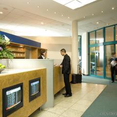 Atlantic Hotel Airport интерьер отеля