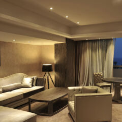 Adams Beach Hotel Deluxe Wing - Только для взрослых гостиничный бар