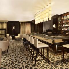 Отель The Park Tower Knightsbridge, A Luxury Collection Hotel Великобритания, Лондон - отзывы, цены и фото номеров - забронировать отель The Park Tower Knightsbridge, A Luxury Collection Hotel онлайн гостиничный бар