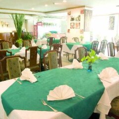 Отель Golden Beach Resort гостиничный бар