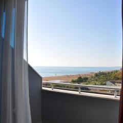 Commodore Elite Suites & Spa Ultra All Inclusive Турция, Сиде - отзывы, цены и фото номеров - забронировать отель Commodore Elite Suites & Spa Ultra All Inclusive онлайн балкон