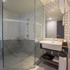 Отель Cititel Express Kuala Lumpur Малайзия, Куала-Лумпур - отзывы, цены и фото номеров - забронировать отель Cititel Express Kuala Lumpur онлайн бассейн