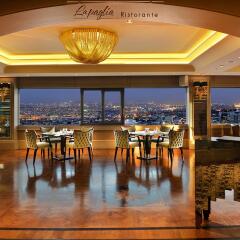 Отель Titanic Business Golden Horn гостиничный бар