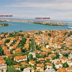 Отель La Meridiana городской автобус