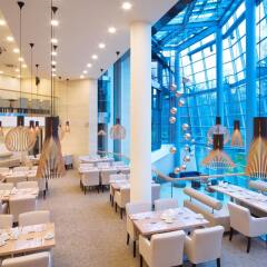 Гостиница Parklane Resort and Spa в Санкт-Петербурге - забронировать гостиницу Parklane Resort and Spa, цены и фото номеров Санкт-Петербург спа