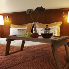 Ascot Hotel в номере
