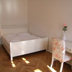 Апартаменты Old Town Square Apartments комната для гостей фото 4