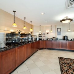 Отель Arlington Court Suites Hotel США, Арлингтон - отзывы, цены и фото номеров - забронировать отель Arlington Court Suites Hotel онлайн фото 2