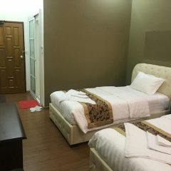 Hotel Shwe Ni in Yangon, Myanmar from 147$, photos, reviews - zenhotels.com guestroom