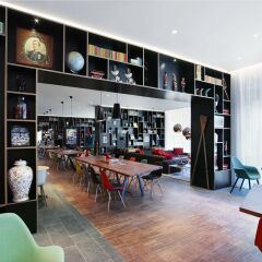 Отель citizenM Amstel Amsterdam гостиничный бар