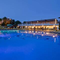 Club Mermaid Village Турция, Аланья - 1 отзыв об отеле, цены и фото номеров - забронировать отель Club Mermaid Village - All Inclusive онлайн бассейн фото 3