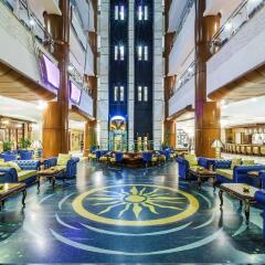 Отель Grand Excelsior Bur Dubai Дубай бассейн фото 2