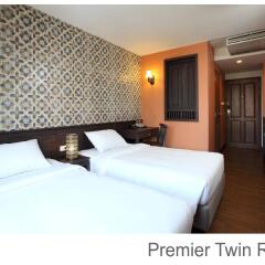 Отель Rambuttri Village Inn & Plaza 3* Стандартный номер с различными типами кроватей фото 19