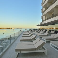Отель Alua Hawaii Ibiza Испания, Сан-Антони-де-Портмань - отзывы, цены и фото номеров - забронировать отель Alua Hawaii Ibiza онлайн пляж фото 2
