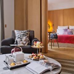 Hotel Vernet - Paris Champs Elysées в номере