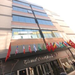 Grand Saatcioglu Otel Турция, Аксарай - отзывы, цены и фото номеров - забронировать отель Grand Saatcioglu Otel онлайн балкон