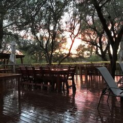 Отель Riverside Lodge