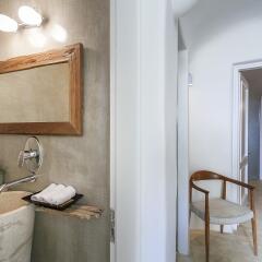 Mystique, a Luxury Collection Hotel, Santorini ванная фото 2
