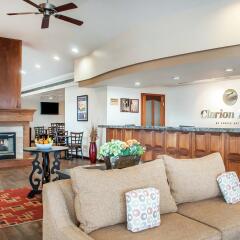 Clarion Hotel Buffalo Airport интерьер отеля фото 2