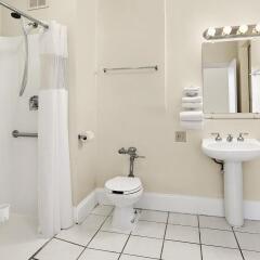 Отель Travelodge by Wyndham Downtown Chicago ванная