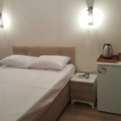 Отель Sweet Home Taksim сейф в номере