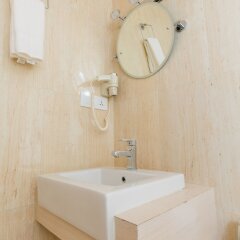 Отель Timber House Непал, Катманду - отзывы, цены и фото номеров - забронировать отель Timber House онлайн ванная фото 2