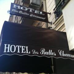 Отель Hôtel des Buttes Chaumont городской автобус