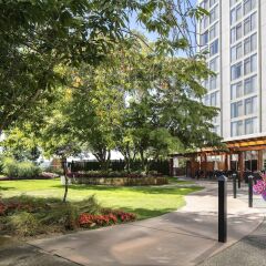 Отель Pacific Gateway Hotel Канада, Ричмонд - отзывы, цены и фото номеров - забронировать отель Pacific Gateway Hotel онлайн парковка