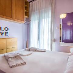 Апартаменты Comfy Apartment for 4 People Афины комната для гостей фото 5