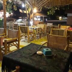 Отель Sirianda Bungalows Ланта гостиничный бар