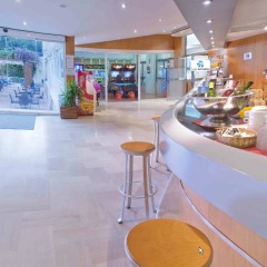 Отель Eurosalou & Spa Испания, Салоу - 4 отзыва об отеле, цены и фото номеров - забронировать отель Eurosalou & Spa онлайн развлечения
