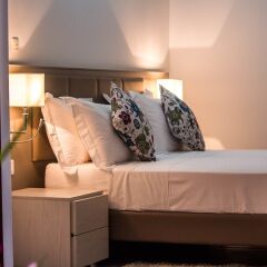 Conciergerie Hotel White House in Abidjan, Cote d'Ivoire from 154$, photos, reviews - zenhotels.com guestroom photo 2