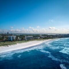 Отель Holiday Inn Lido Beach, Sarasota пляж