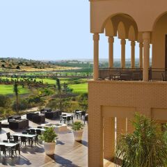 Апартаменты Amendoeira Golf Resort - Apartments and villas балкон